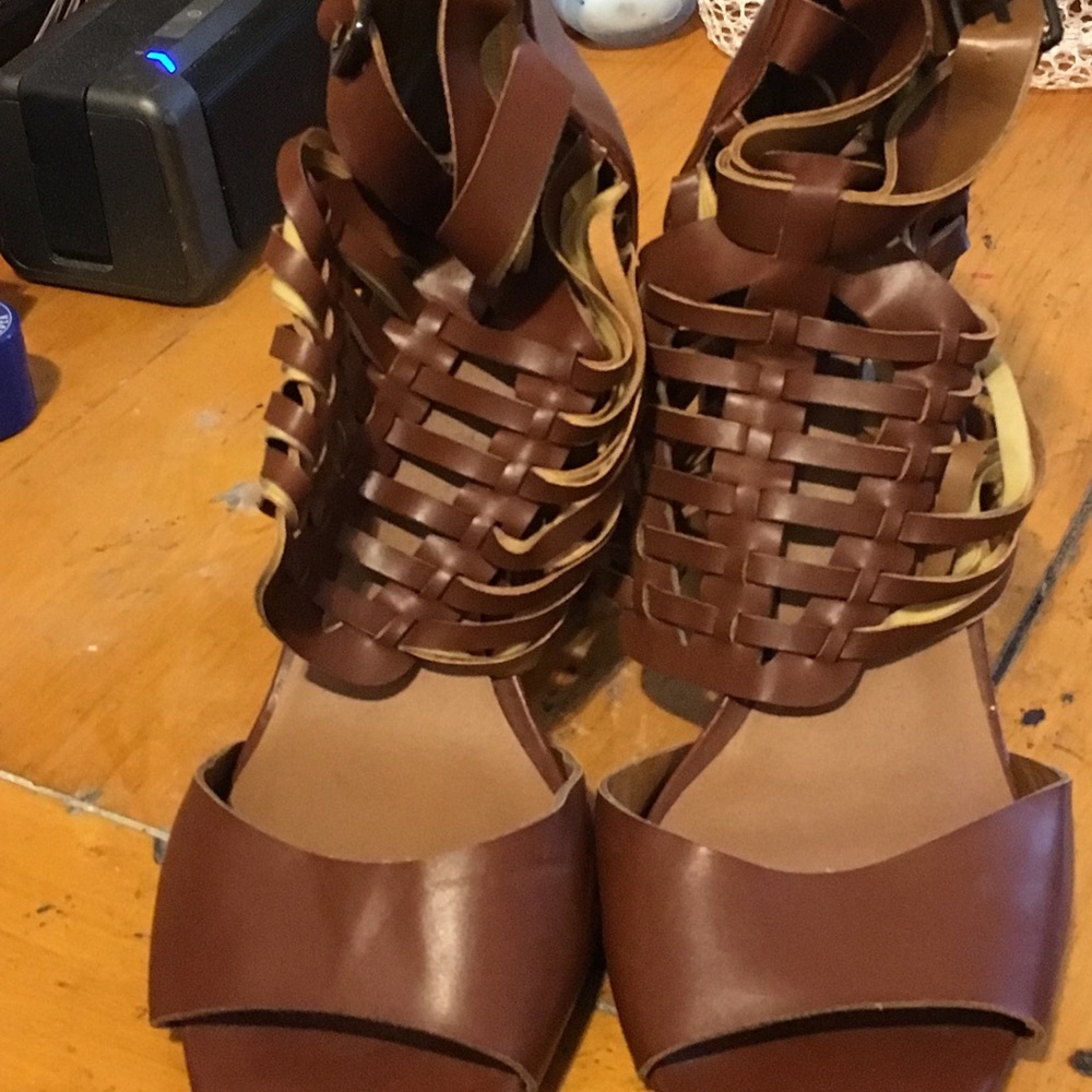 Beautiful shoes comfortable size 10